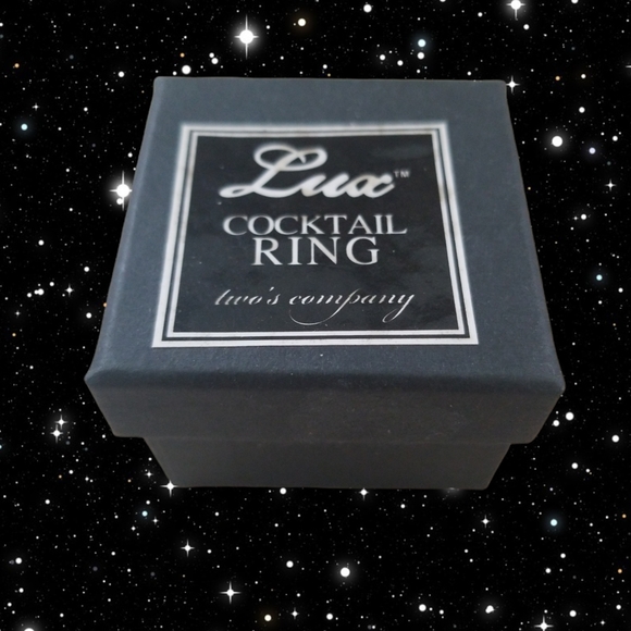 Pearl & Blk Crystal Cocktail Ring - Picture 4 of 4